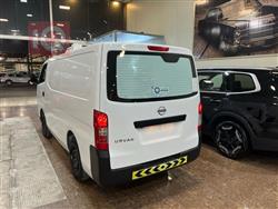 نيسان اورفان